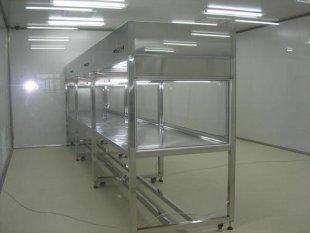 超凈工作臺是種提供局部凈化的凈化設備，它的使用對改善工藝條件，提高產品質量和增大成品率均有良好的效果。簡單的說就是：在特定的空間，進行殺菌凈化的一種設備。</